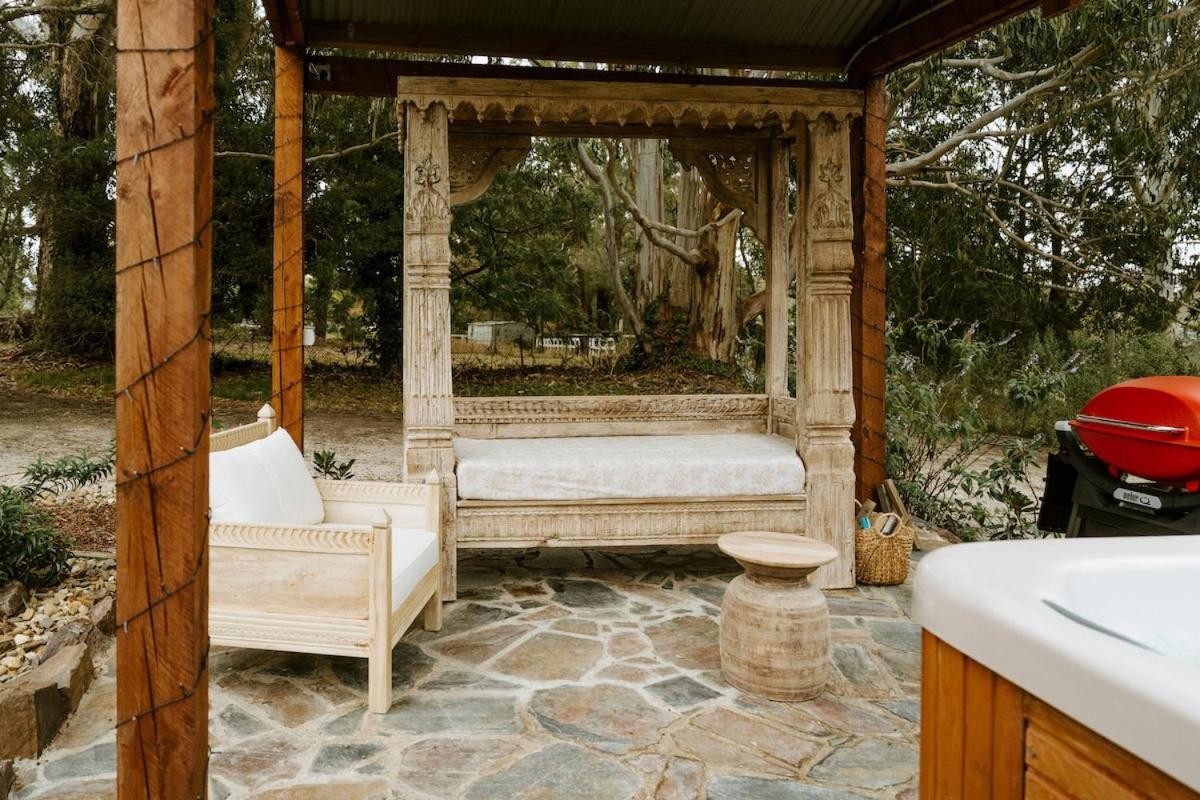 Villa The Temple - Country Farm Retreat Launching Place Exterior foto
