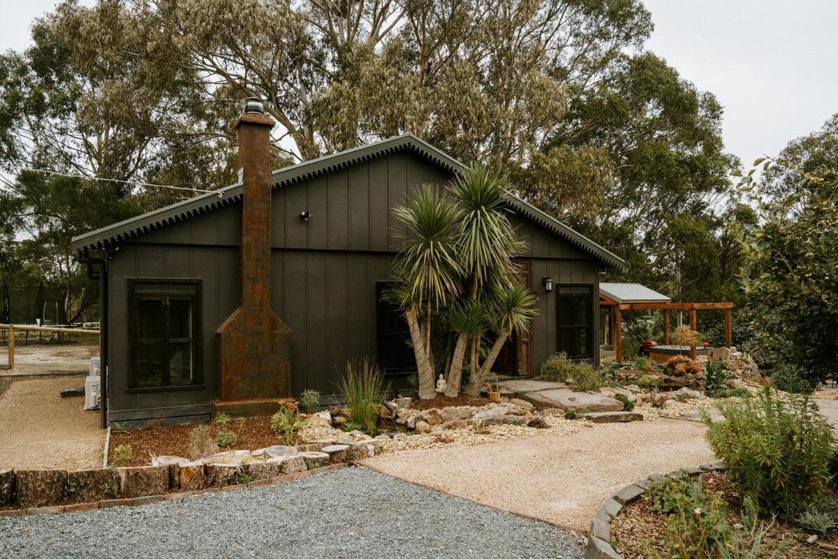Villa The Temple - Country Farm Retreat Launching Place Exterior foto